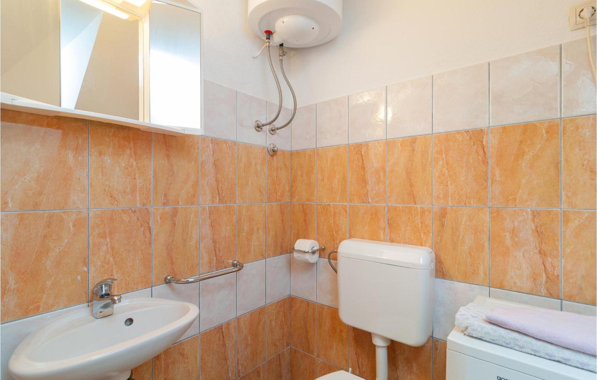 Two-Bedroom Apartment Lokva Rogoznica With Sea View 02 エクステリア 写真
